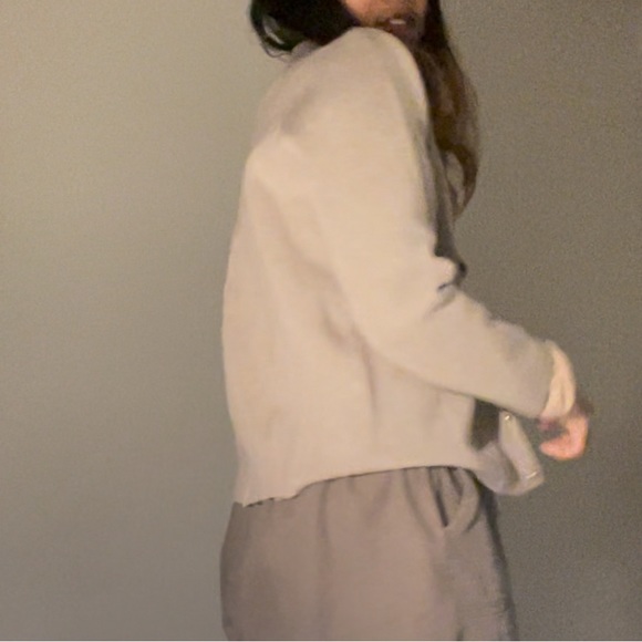 Cream cardigan - Picture 9 of 15